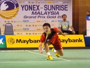 Riichi plays alone without coach and Team mates