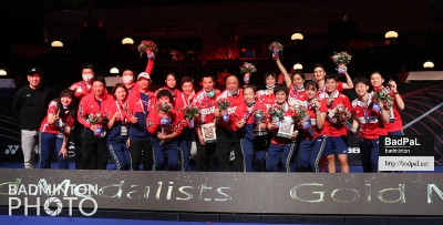 This image has an empty alt attribute; its file name is uber-f1.jpg